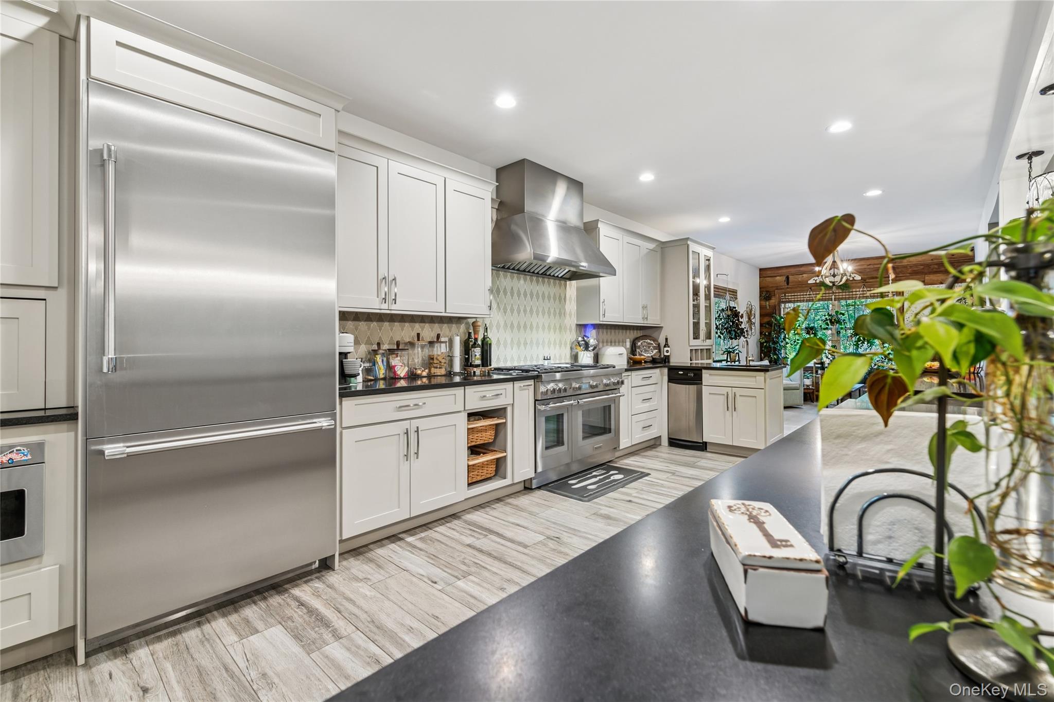 20 Jonah Road, Miller Place, NY 11764