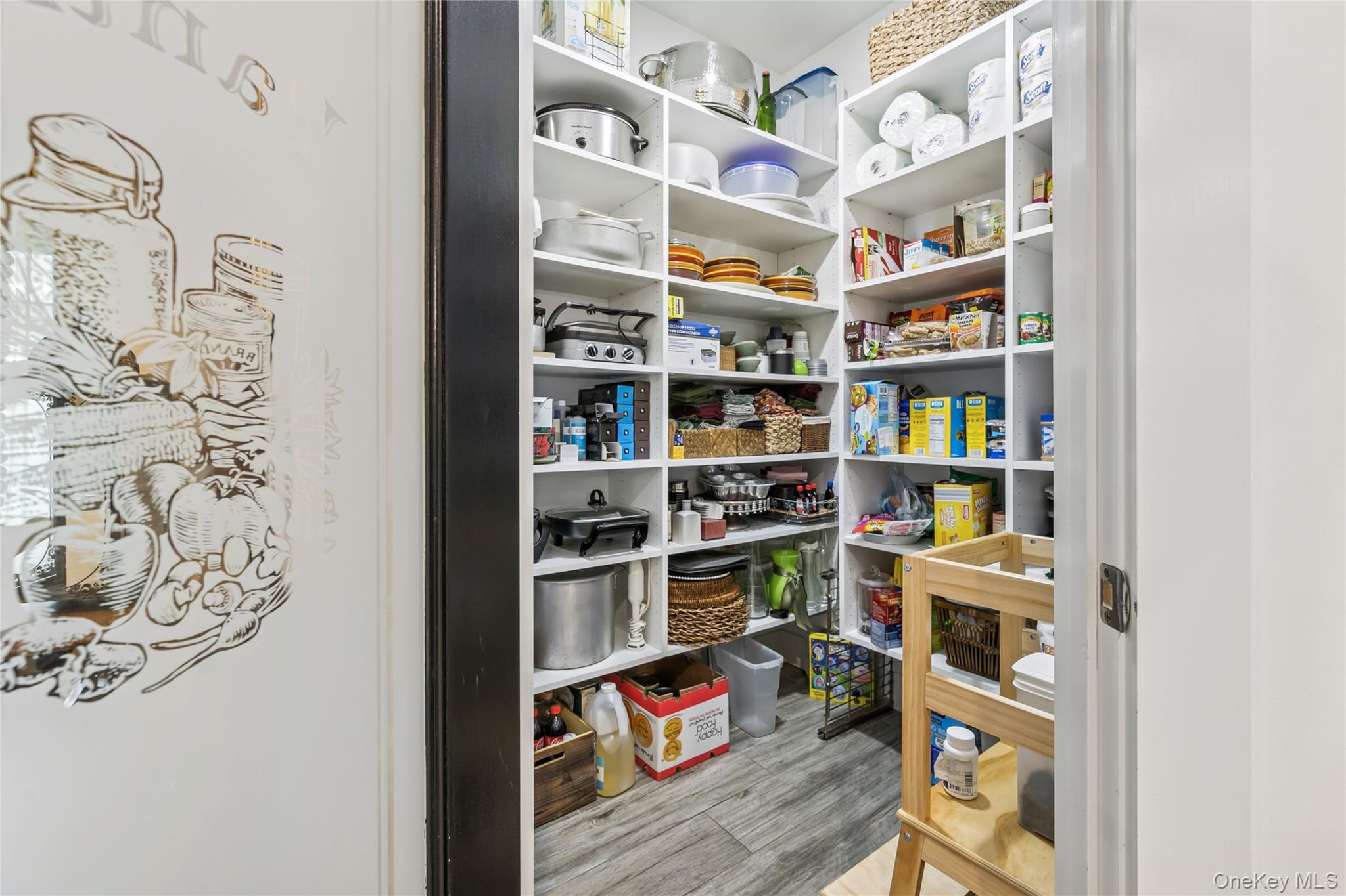 20 Jonah Road, Miller Place, NY 11764