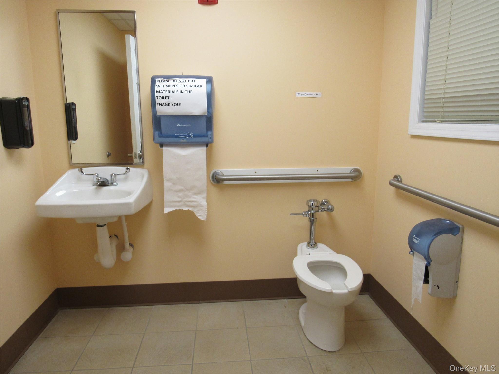 201 Howell Avenue, Riverhead, NY 11901