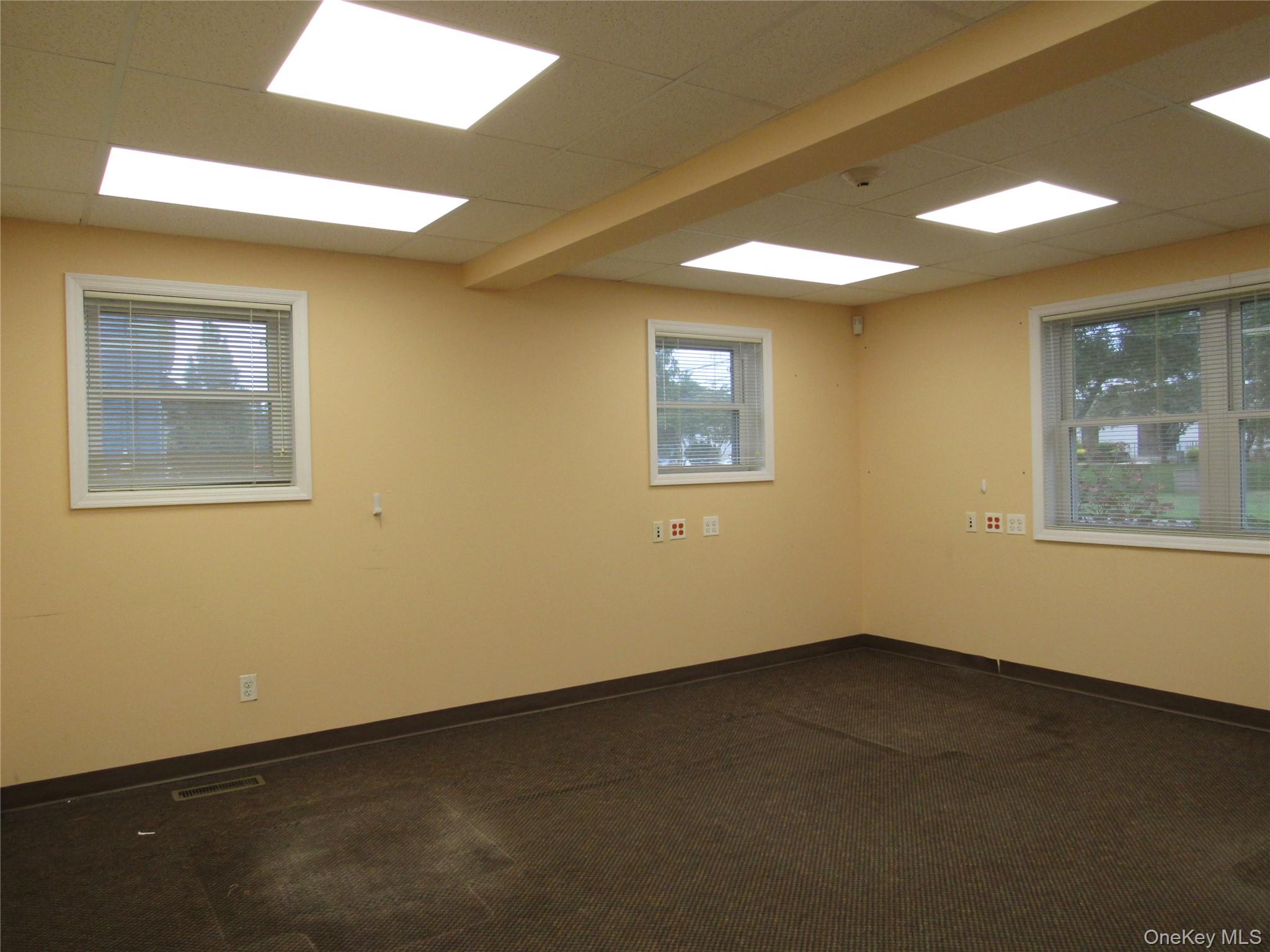 201 Howell Avenue, Riverhead, NY 11901