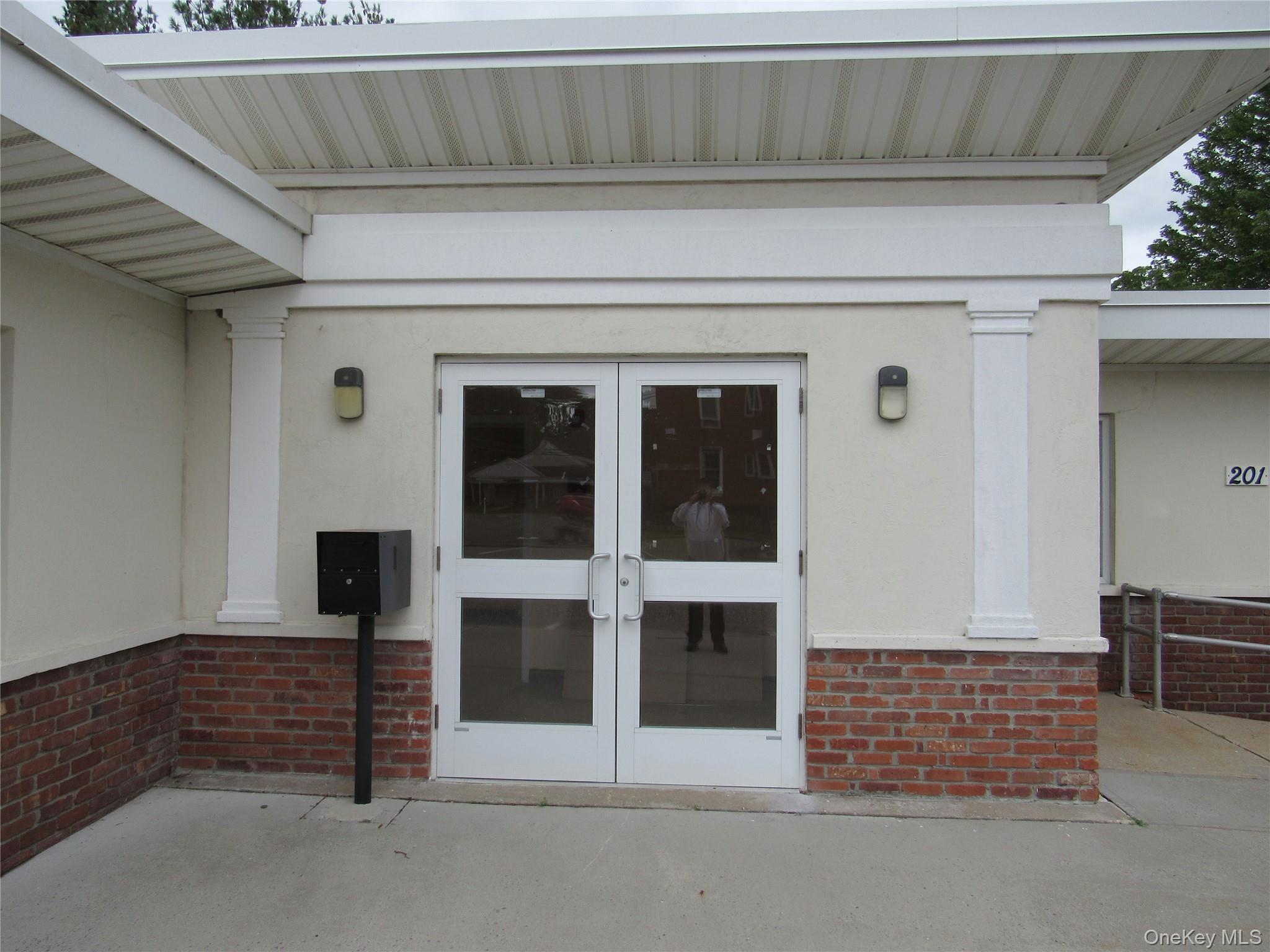 201 Howell Avenue, Riverhead, NY 11901