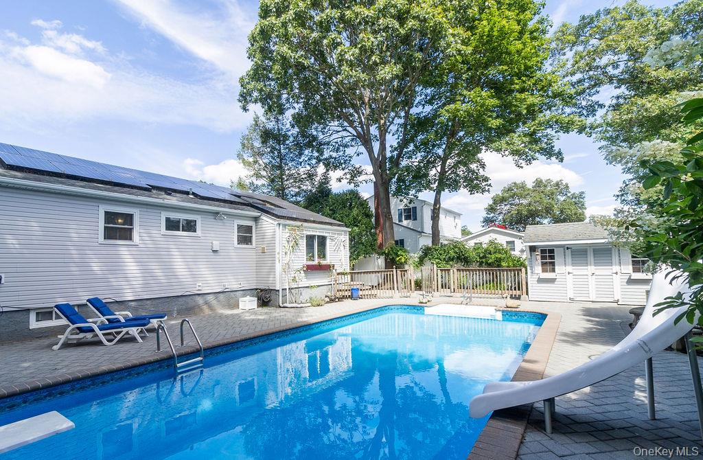 1 Dillon Avenue, Port Jefferson Station, NY 11776