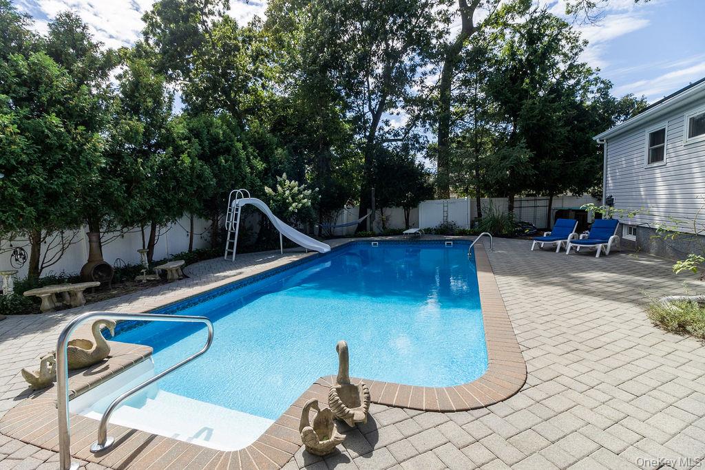 1 Dillon Avenue, Port Jefferson Station, NY 11776