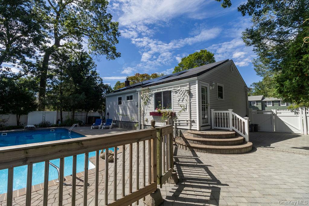 1 Dillon Avenue, Port Jefferson Station, NY 11776