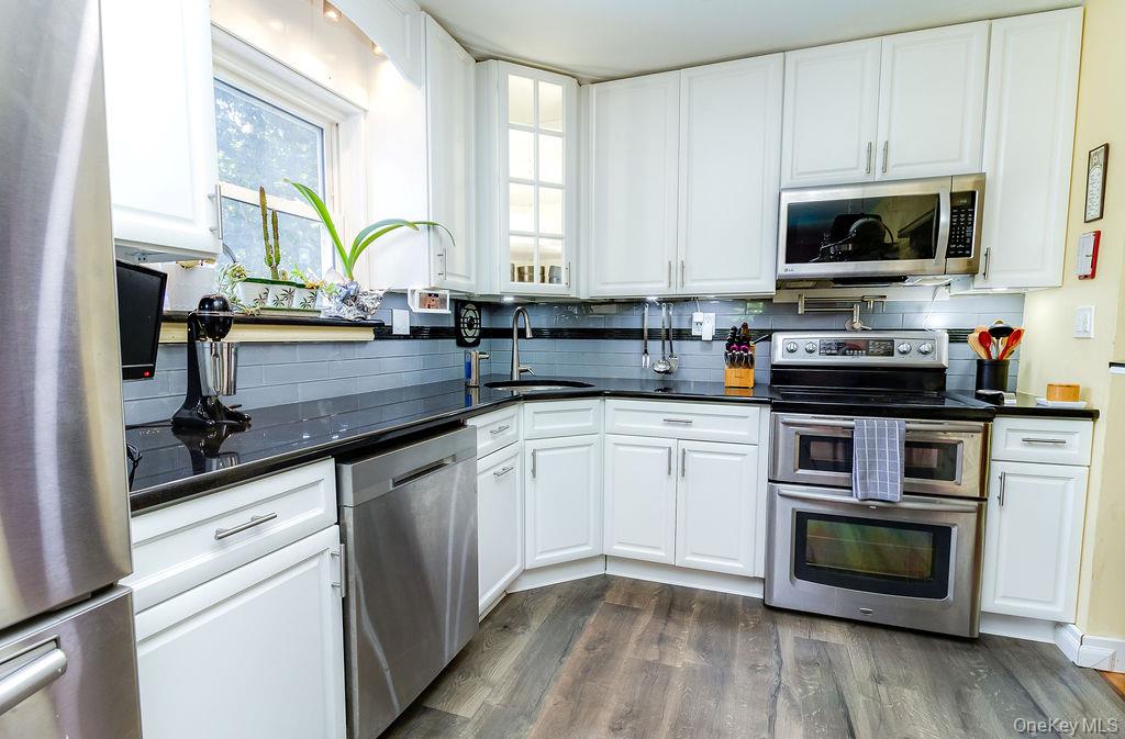 1 Dillon Avenue, Port Jefferson Station, NY 11776