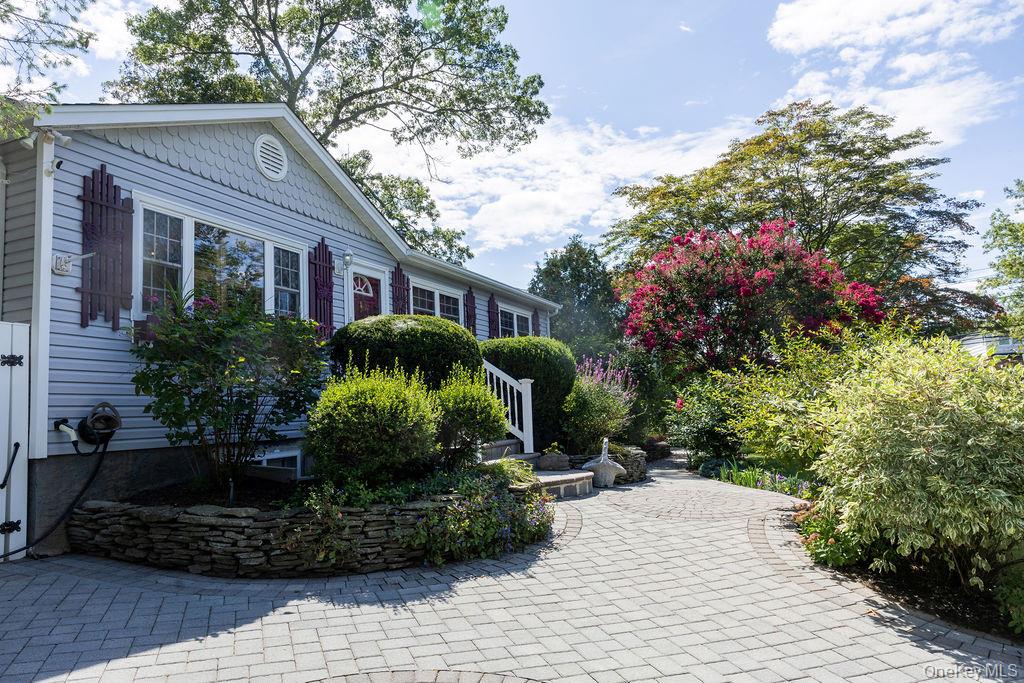 1 Dillon Avenue, Port Jefferson Station, NY 11776