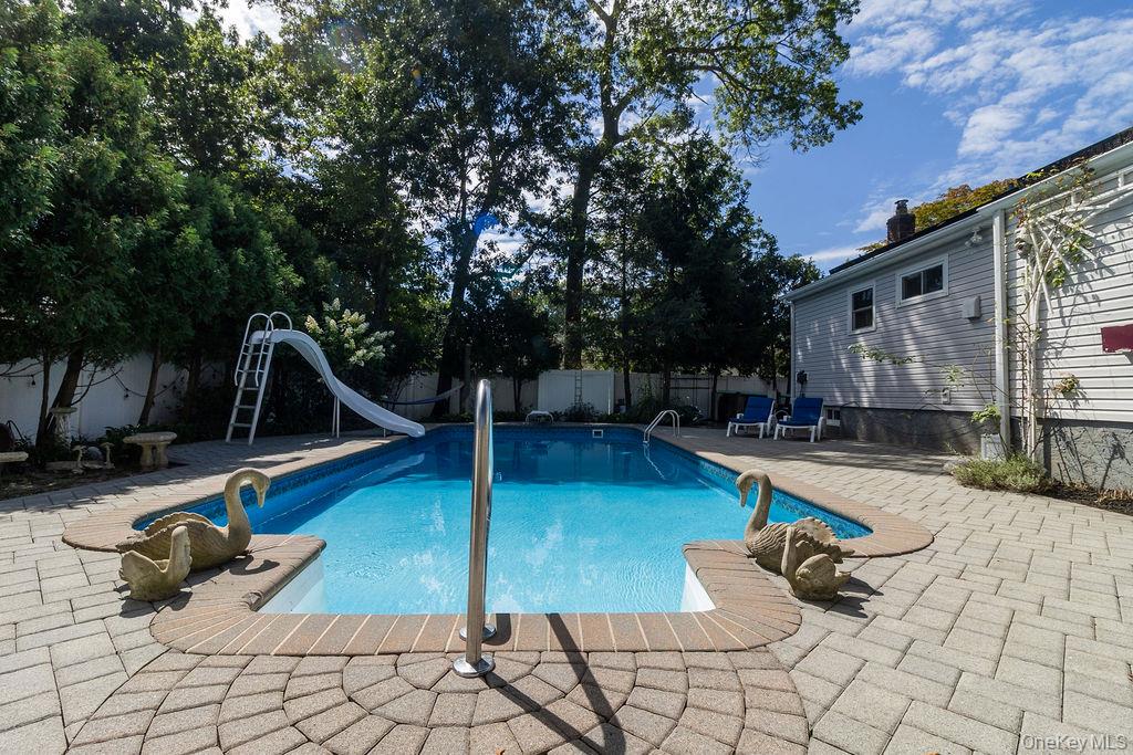 1 Dillon Avenue, Port Jefferson Station, NY 11776