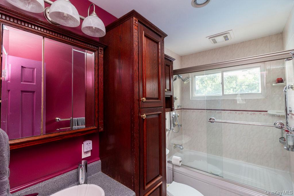 1 Dillon Avenue, Port Jefferson Station, NY 11776