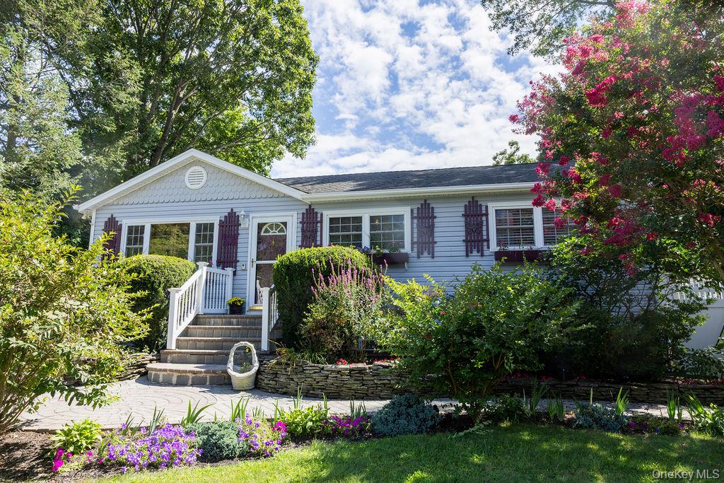 1 Dillon Avenue, Port Jefferson Station, NY 11776