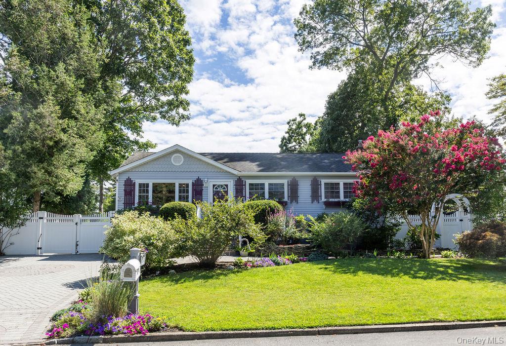 1 Dillon Avenue, Port Jefferson Station, NY 11776