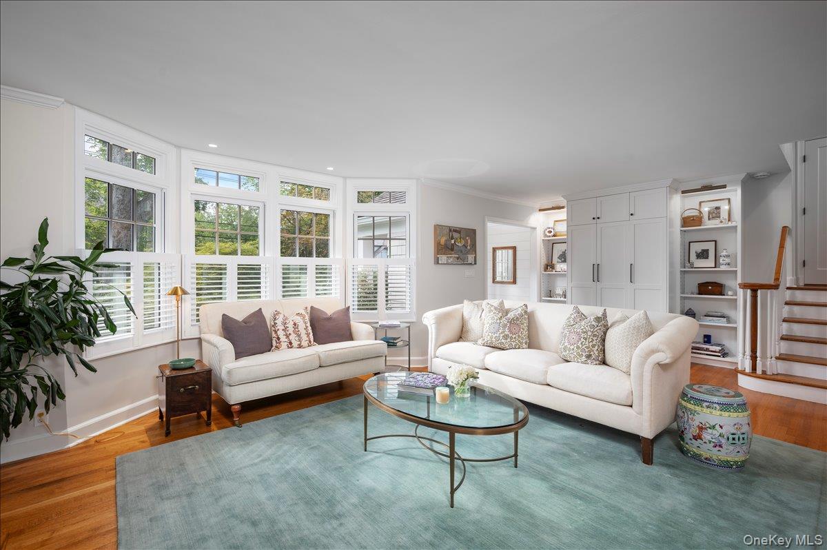 33 Pryer Lane, Larchmont, NY 10538