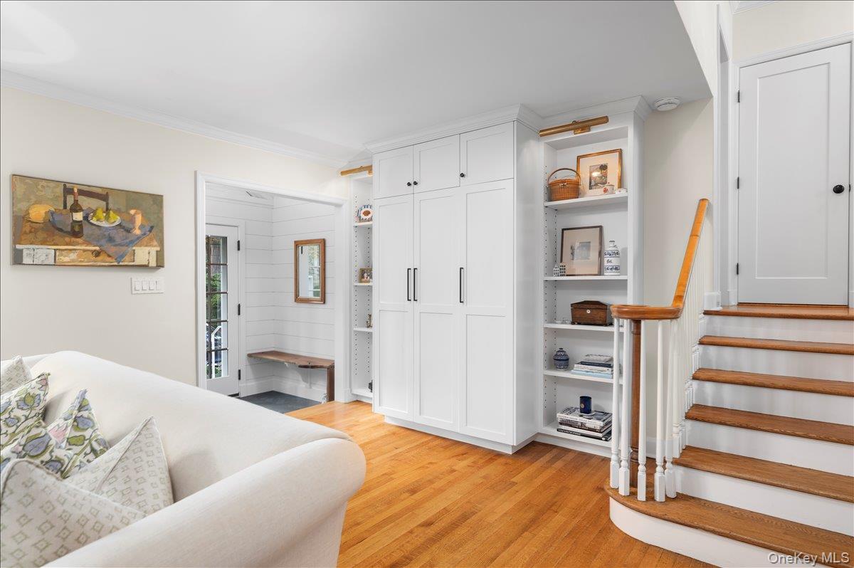 33 Pryer Lane, Larchmont, NY 10538