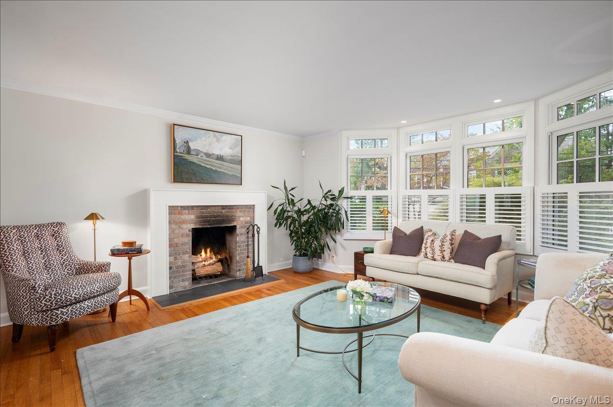 33 Pryer Lane, Larchmont, NY 10538