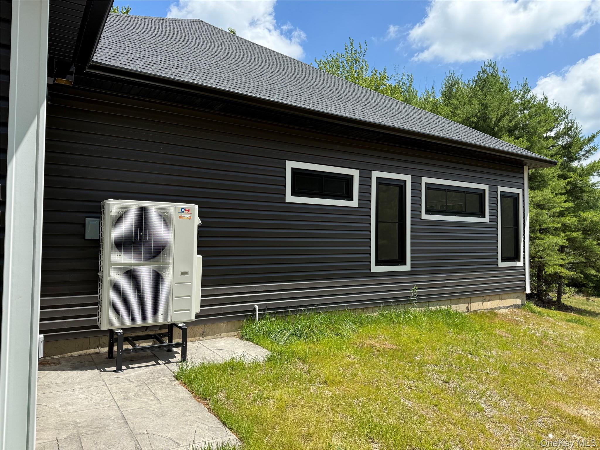 58 Dunn Town Road, Wurtsboro, NY 12790