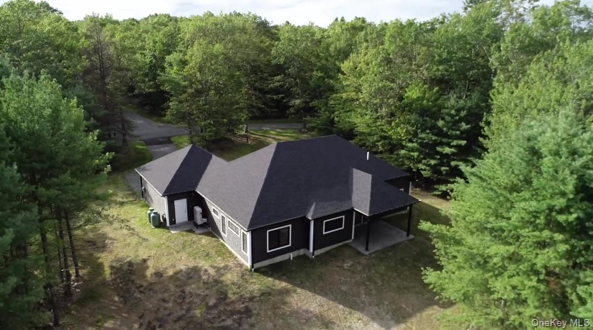 58 Dunn Town Road, Wurtsboro, NY 12790