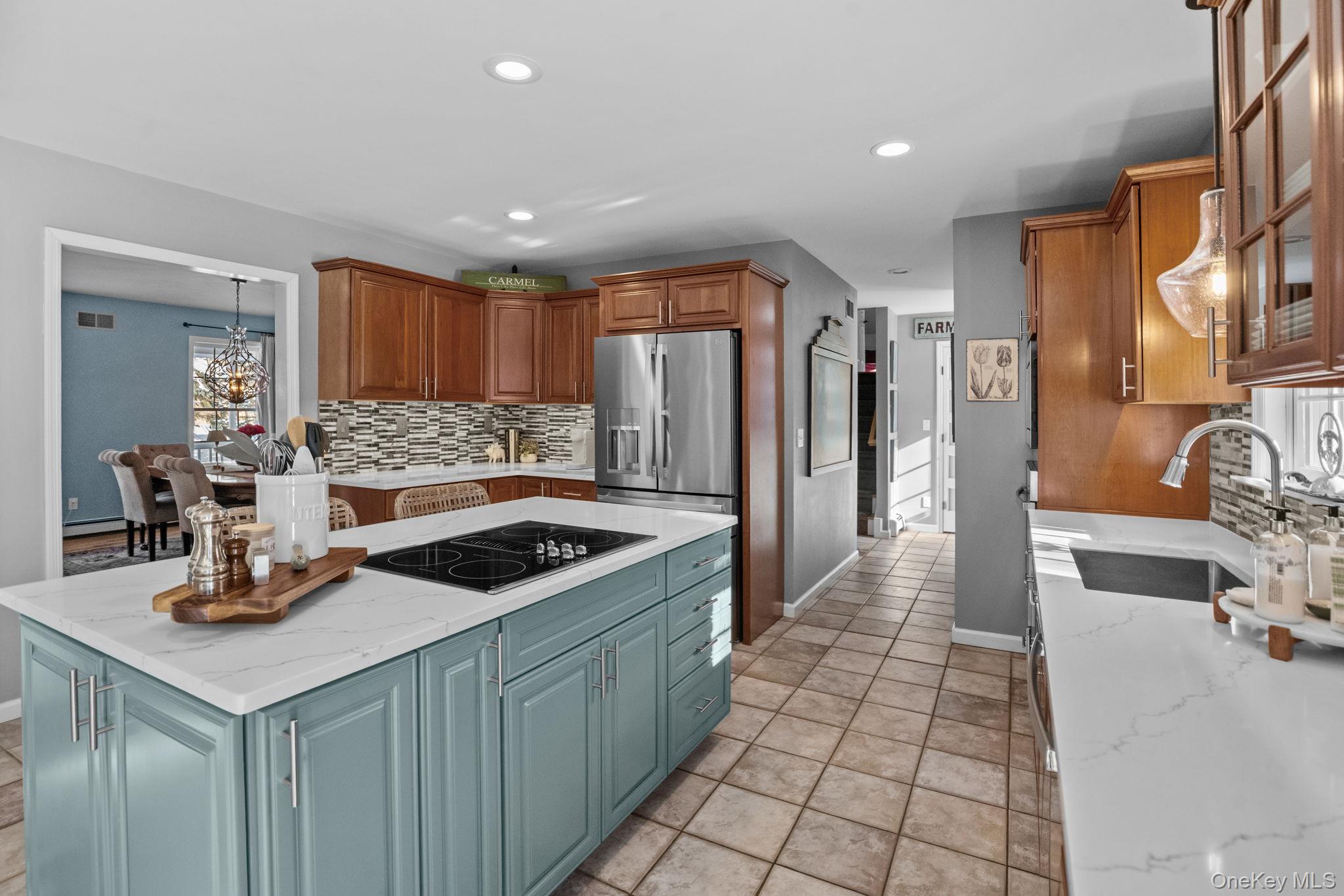 6 Ridge Circle, Mahopac, NY 10541