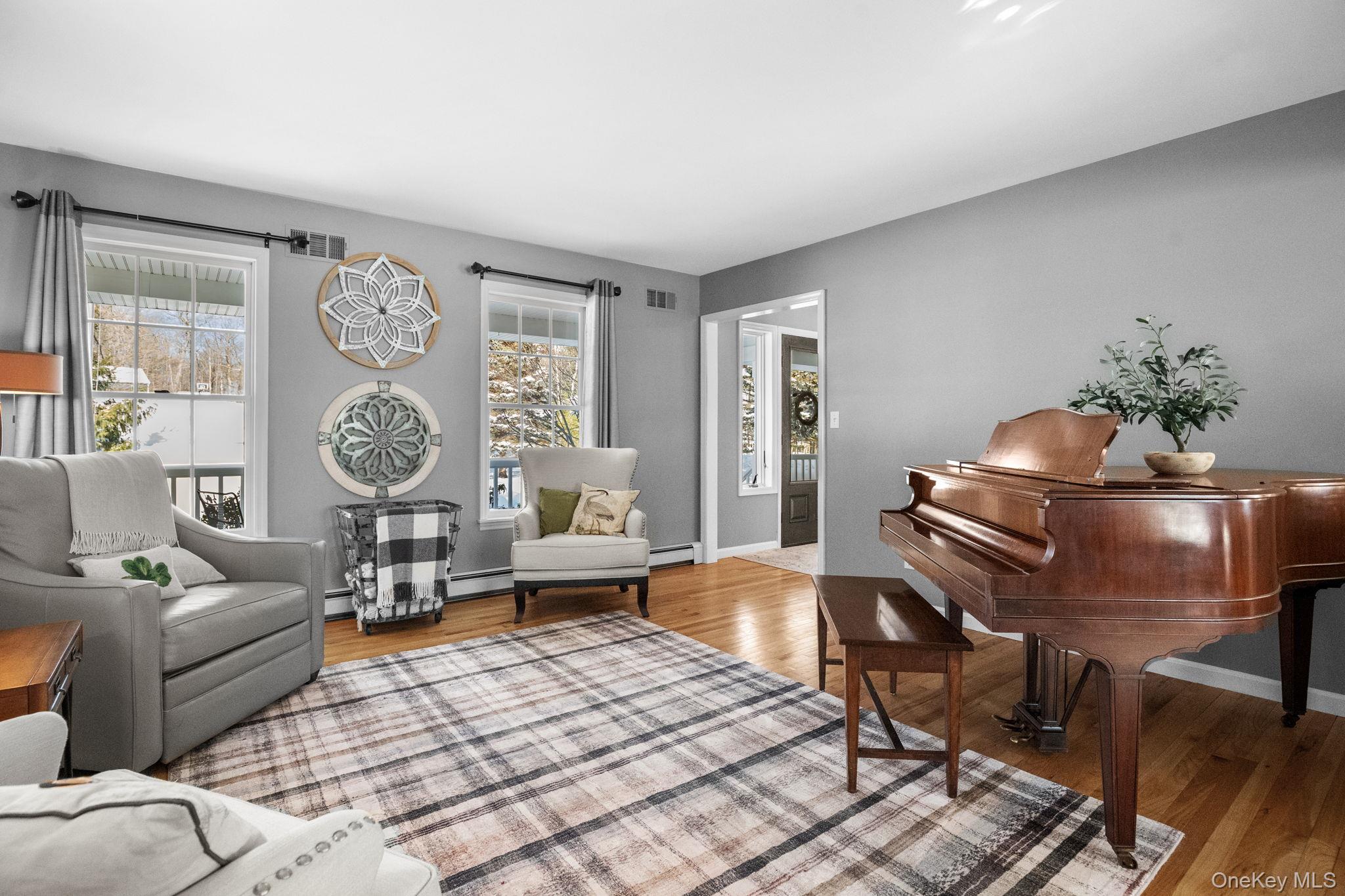 6 Ridge Circle, Mahopac, NY 10541