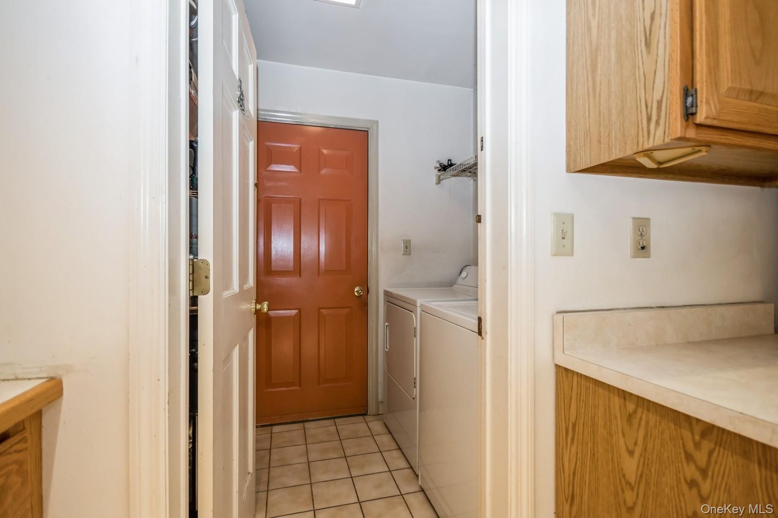 120 Pinebrook Drive, Hyde Park, NY 12538