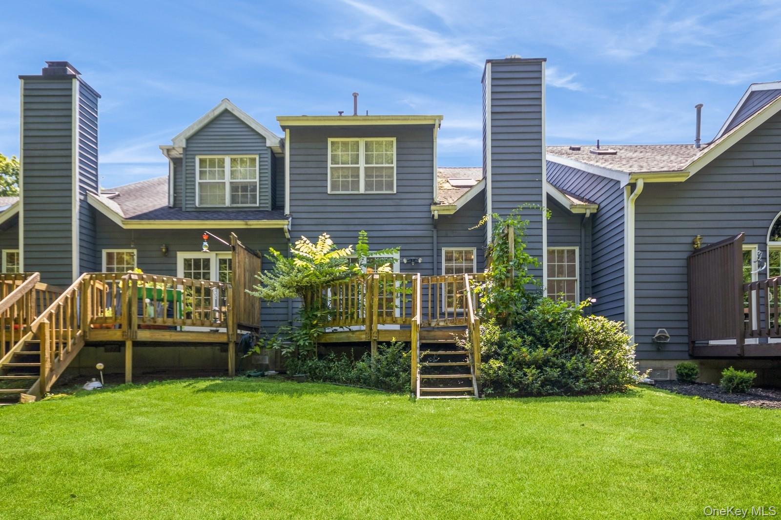 120 Pinebrook Drive, Hyde Park, NY 12538