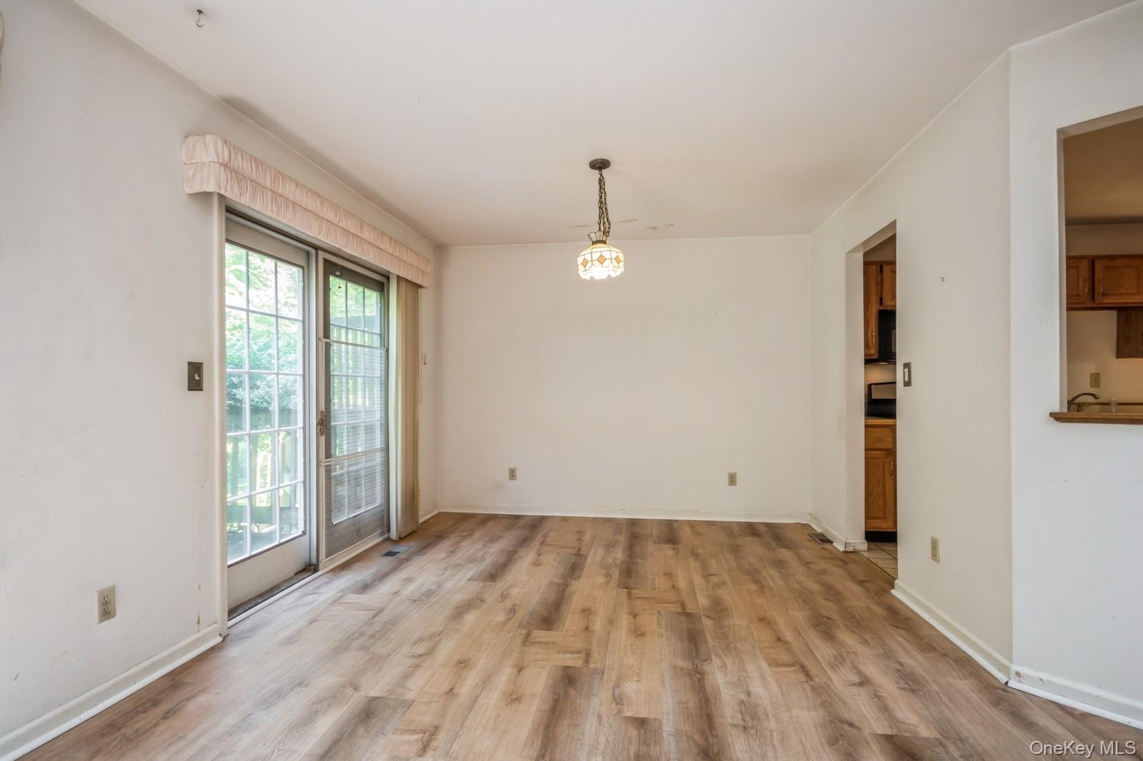 120 Pinebrook Drive, Hyde Park, NY 12538