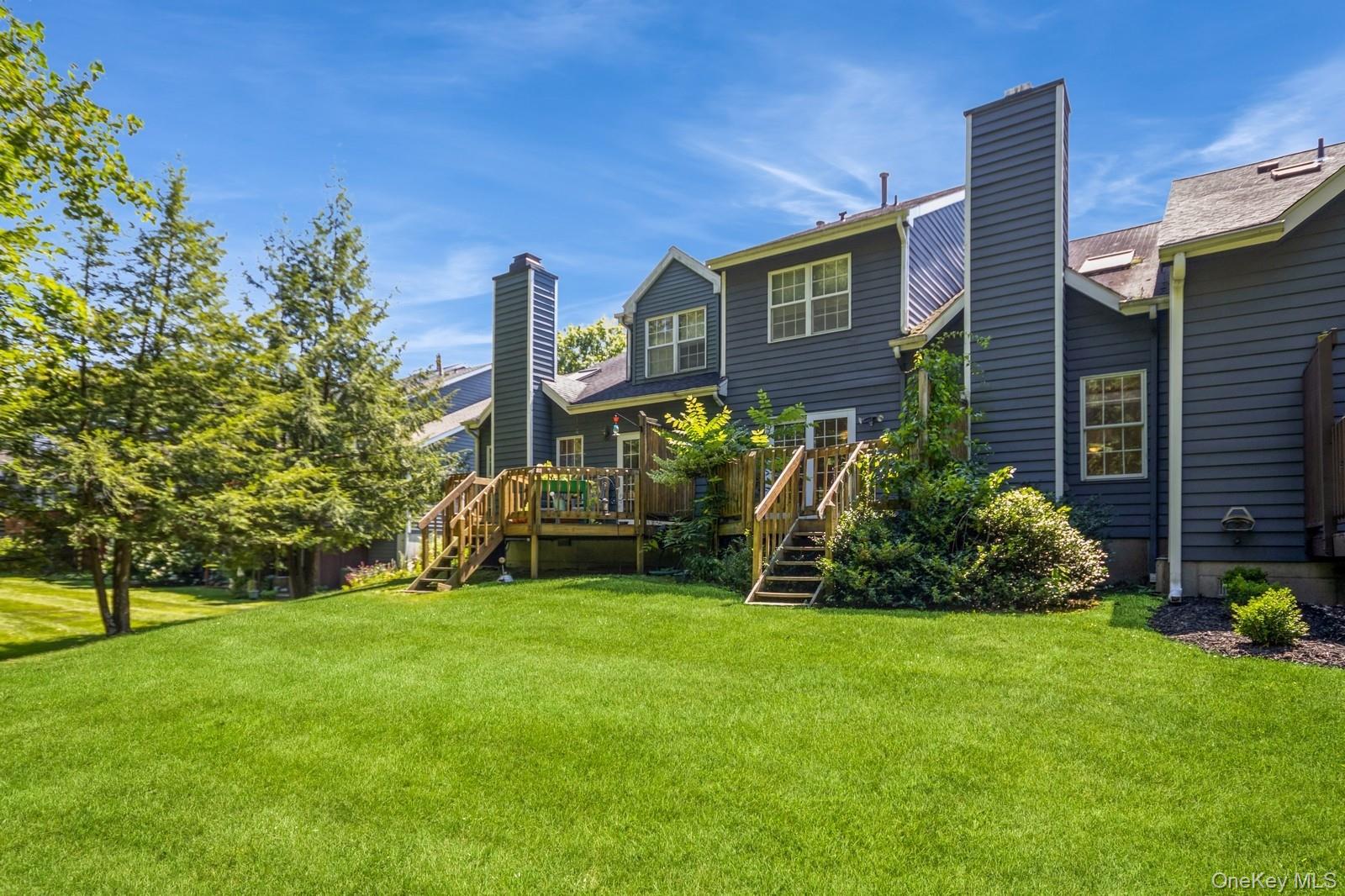 120 Pinebrook Drive, Hyde Park, NY 12538