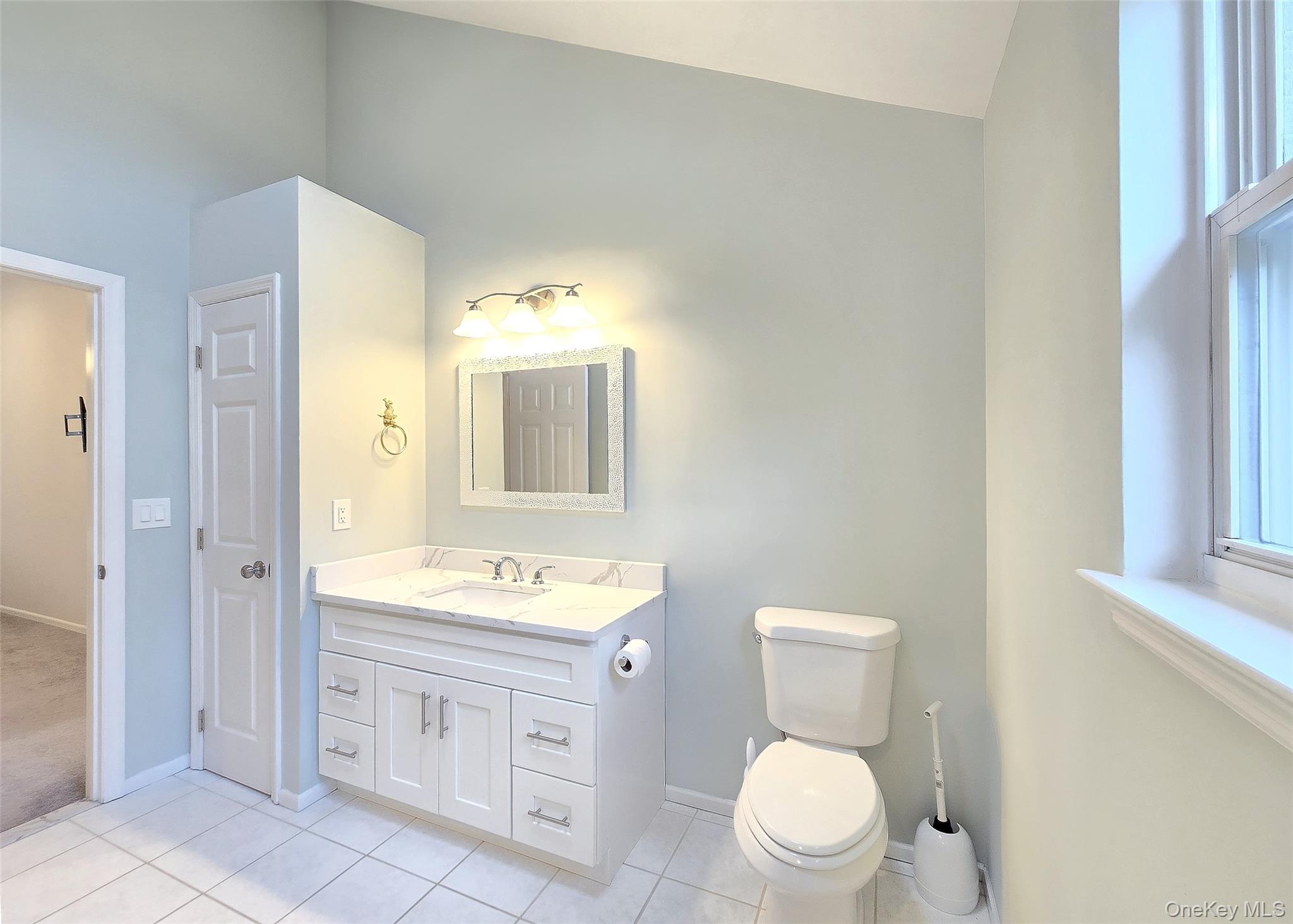 7 Oliver Street, Port Jefferson Station, NY 11776