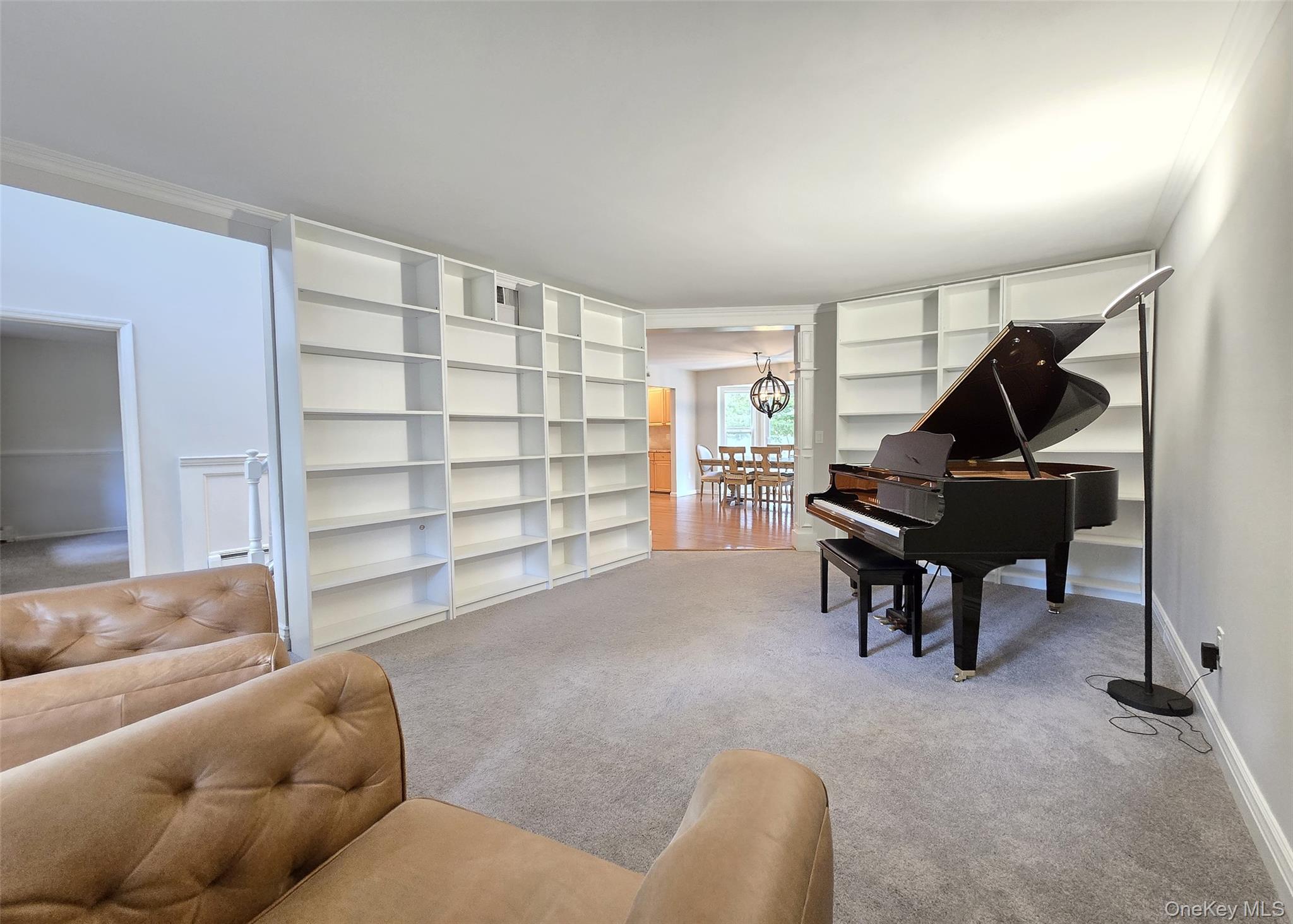 7 Oliver Street, Port Jefferson Station, NY 11776