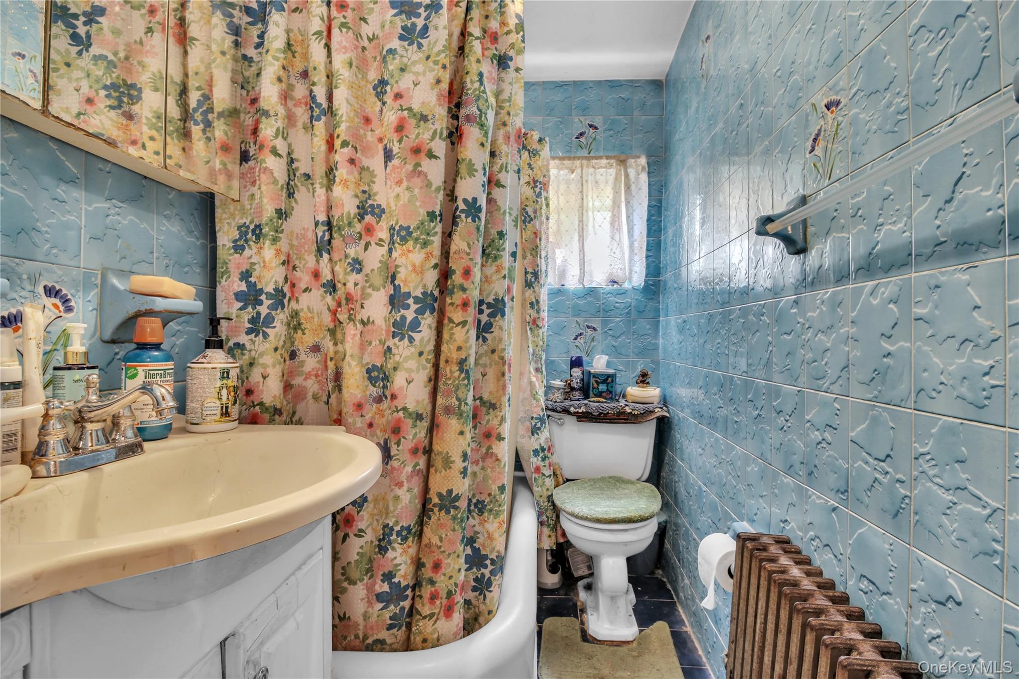 2308 31 Drive, Astoria, NY 11106