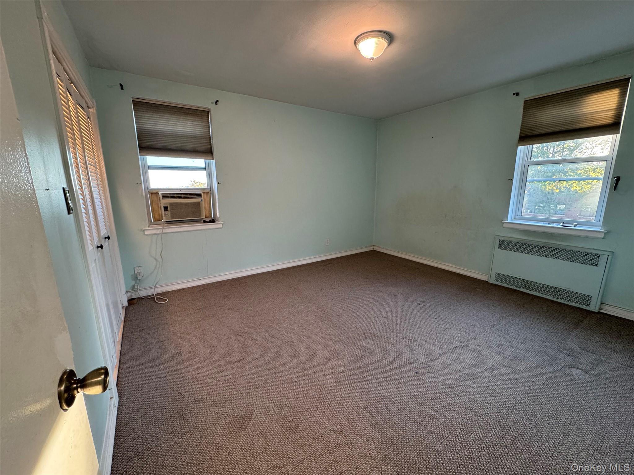 30 Cathedral Avenue # 4A, Hempstead, NY 11550