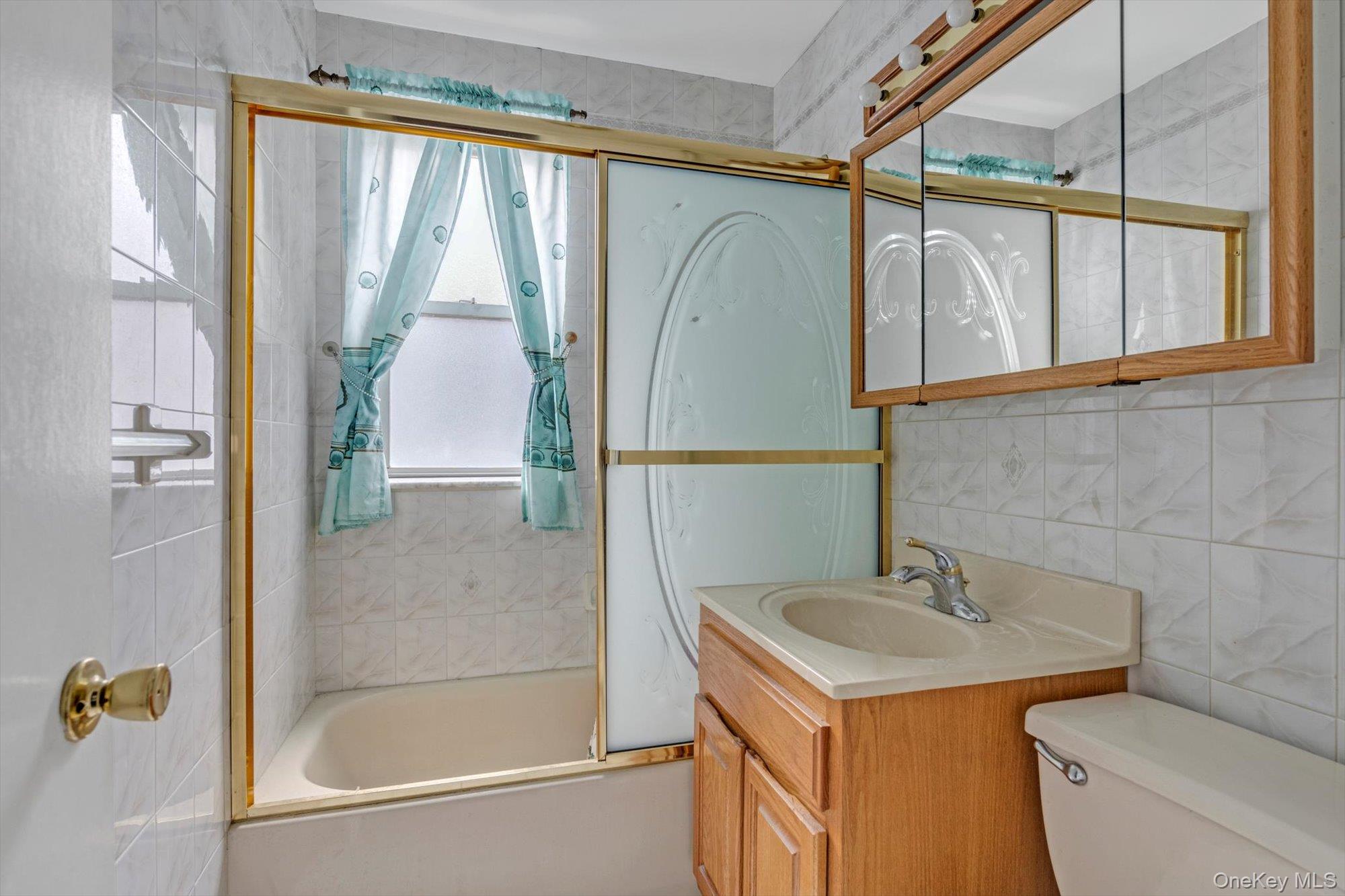 2827 46th Street, Astoria, NY 11103