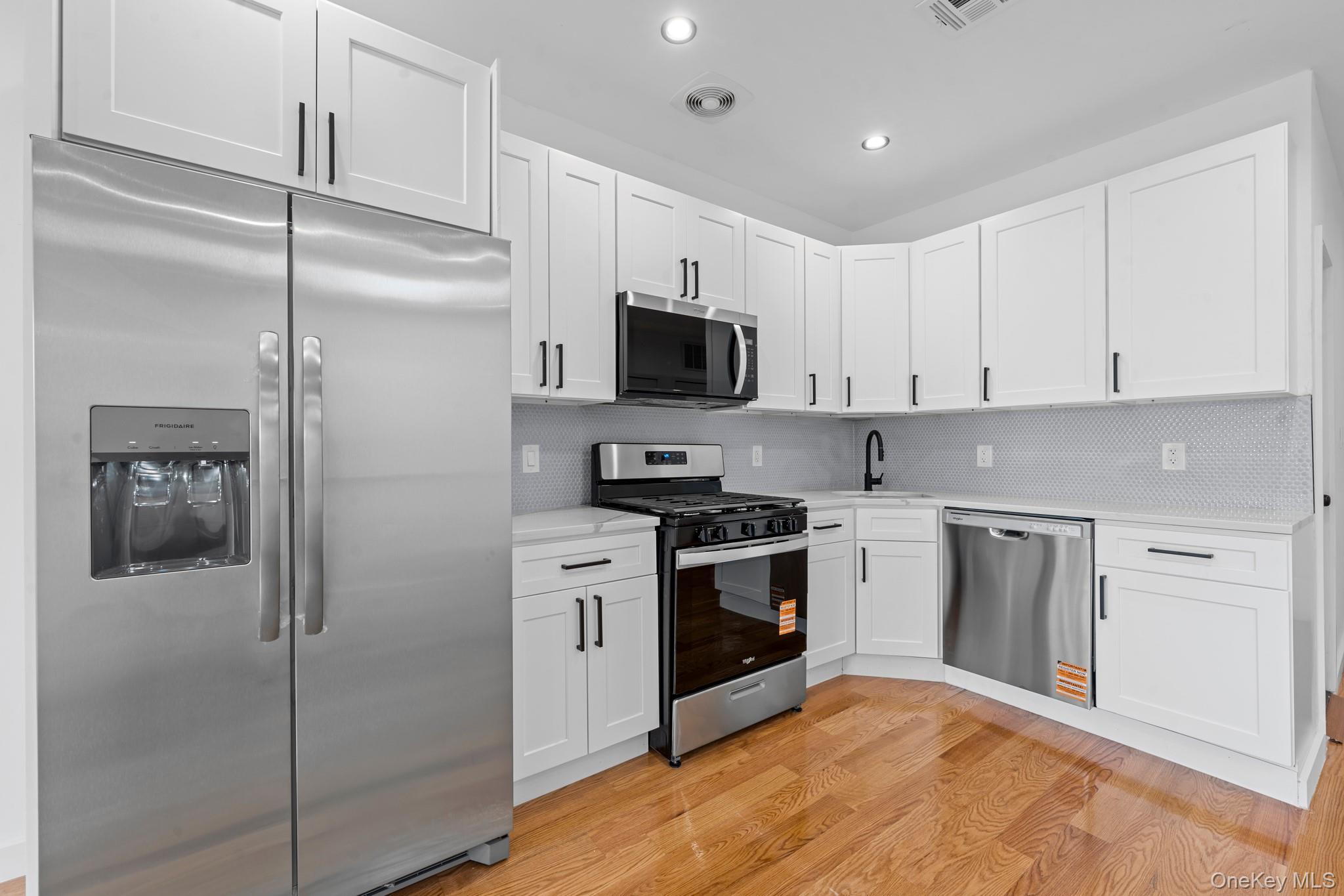 390 Essex Street, Brooklyn, NY 11208