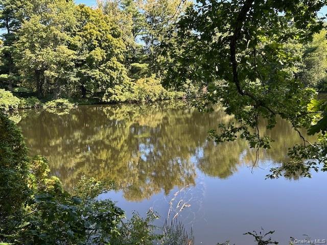 272 Drake Road, Pleasant Valley, NY 12569