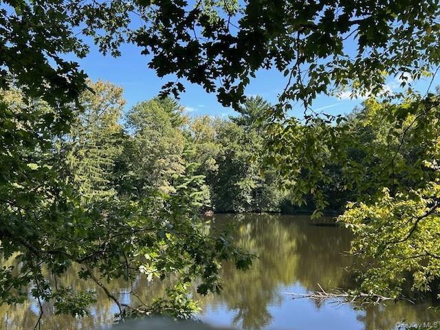 272 Drake Road, Pleasant Valley, NY 12569