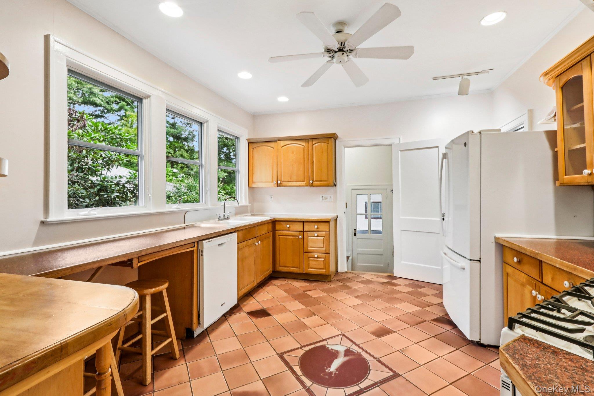 4320 Us Highway 209, Stone Ridge, NY 12484