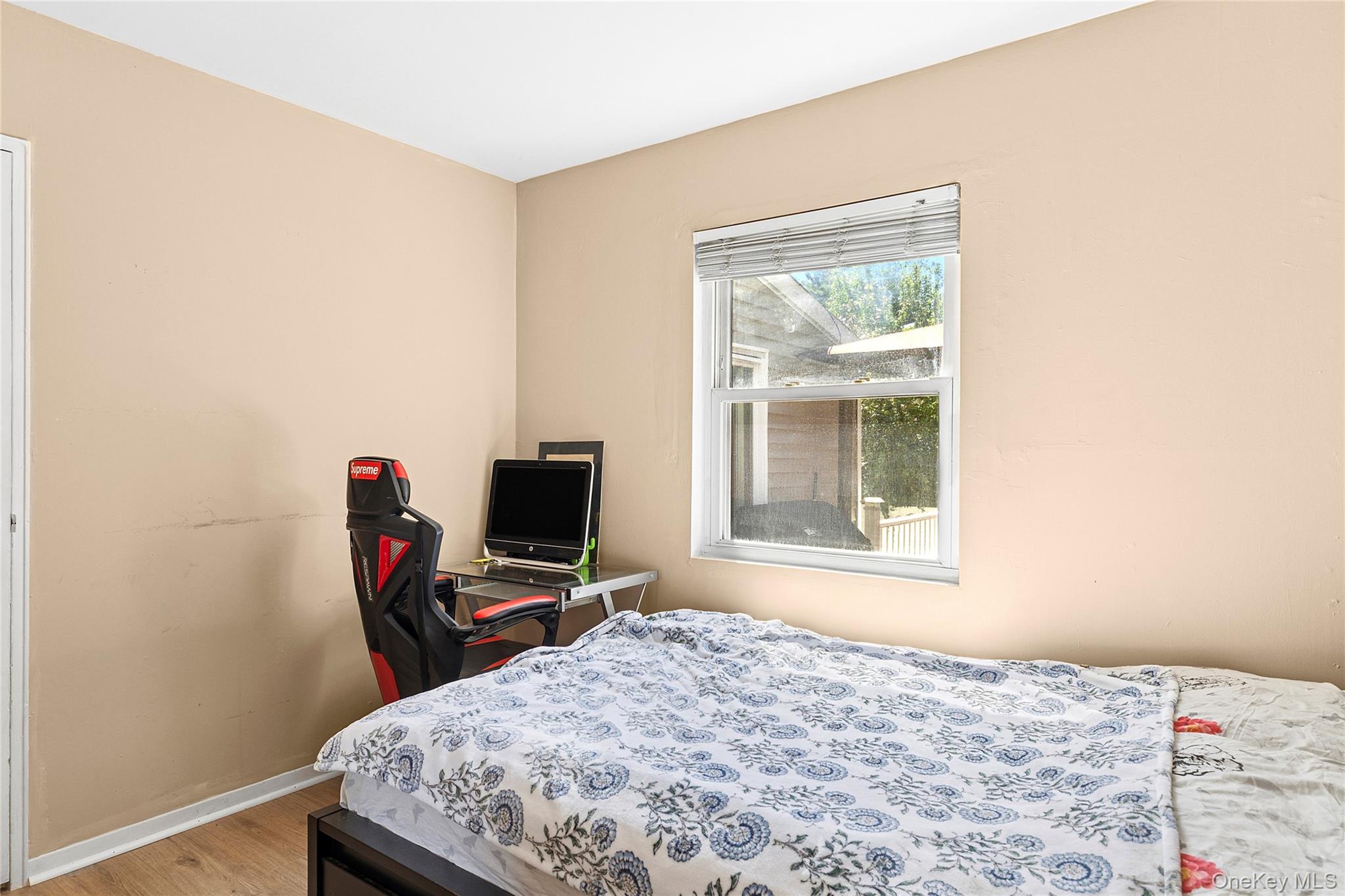 1600 Fire Avenue, Medford, NY 11763