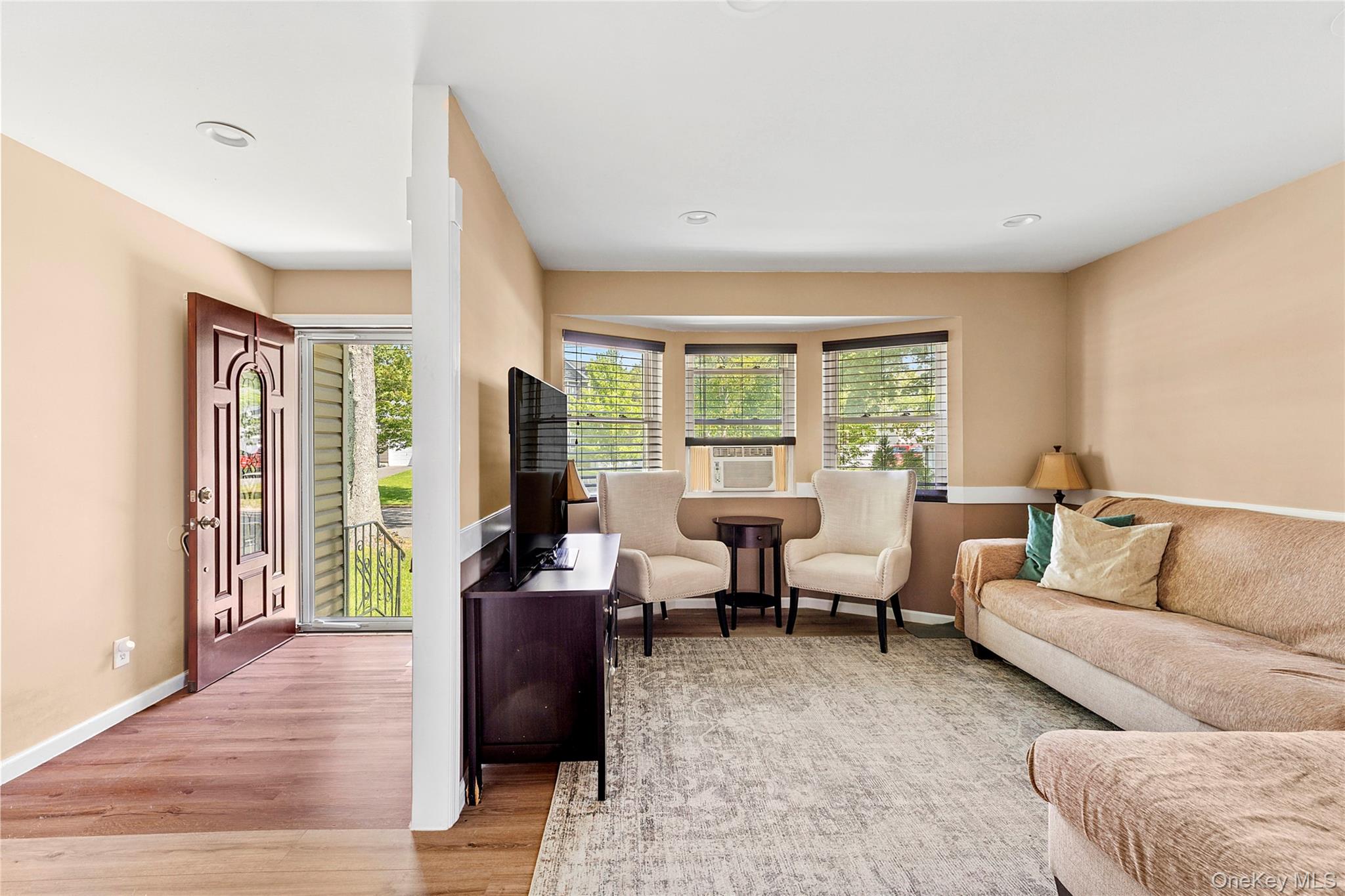 1600 Fire Avenue, Medford, NY 11763