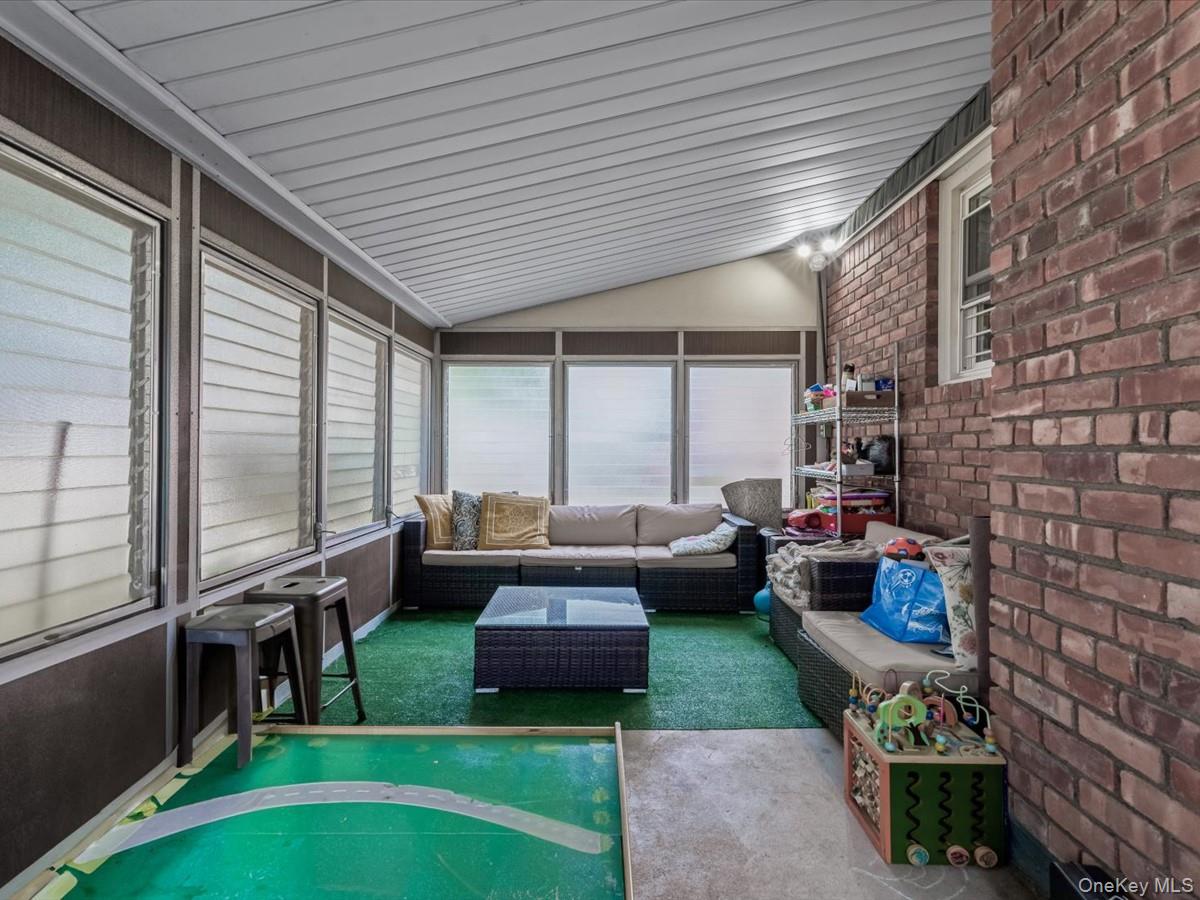 243-17 72nd Avenue, Douglaston, NY 11362