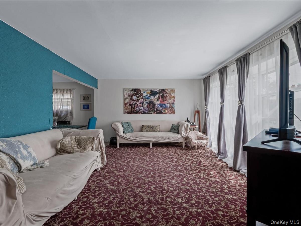 243-17 72nd Avenue, Douglaston, NY 11362