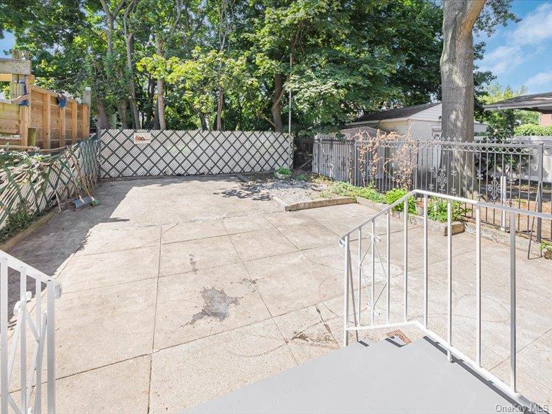 1438 E 95th Street, Brooklyn, NY 11236