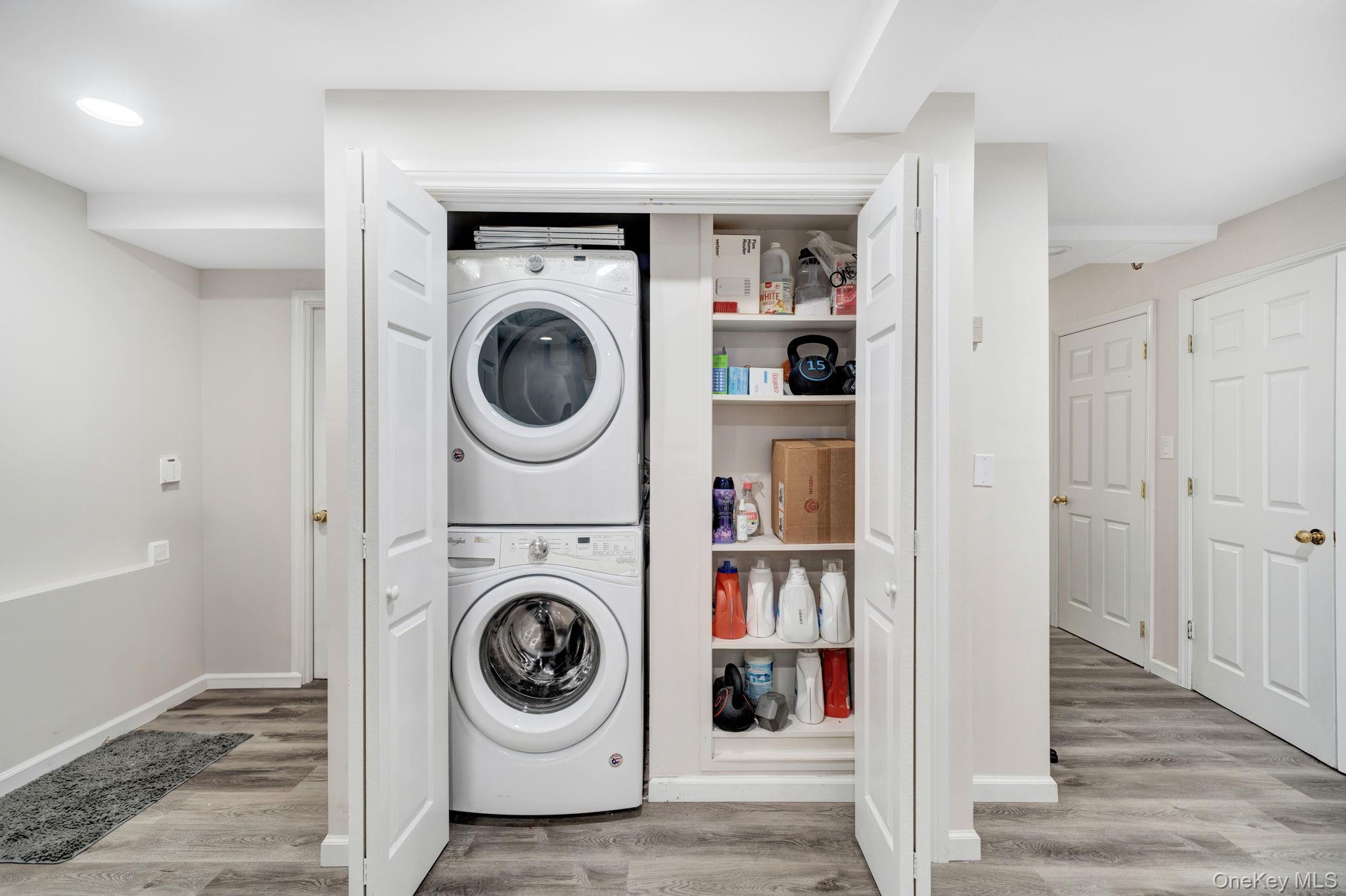 76 Balcom Road, Farmingdale, NY 11735