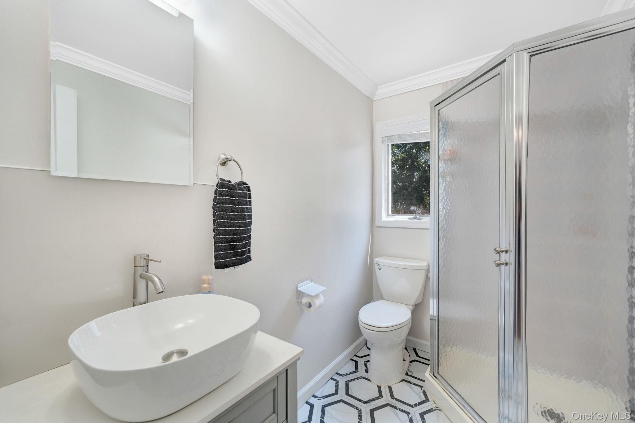 76 Balcom Road, Farmingdale, NY 11735