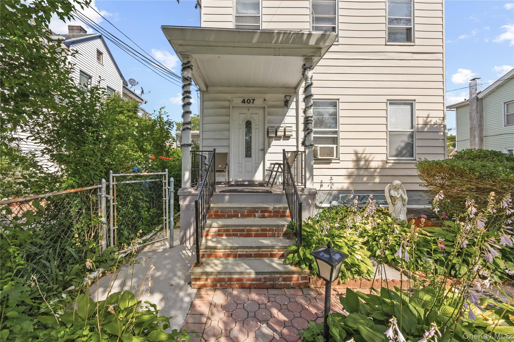 407 N Macquesten Parkway, Mount Vernon, NY 10552