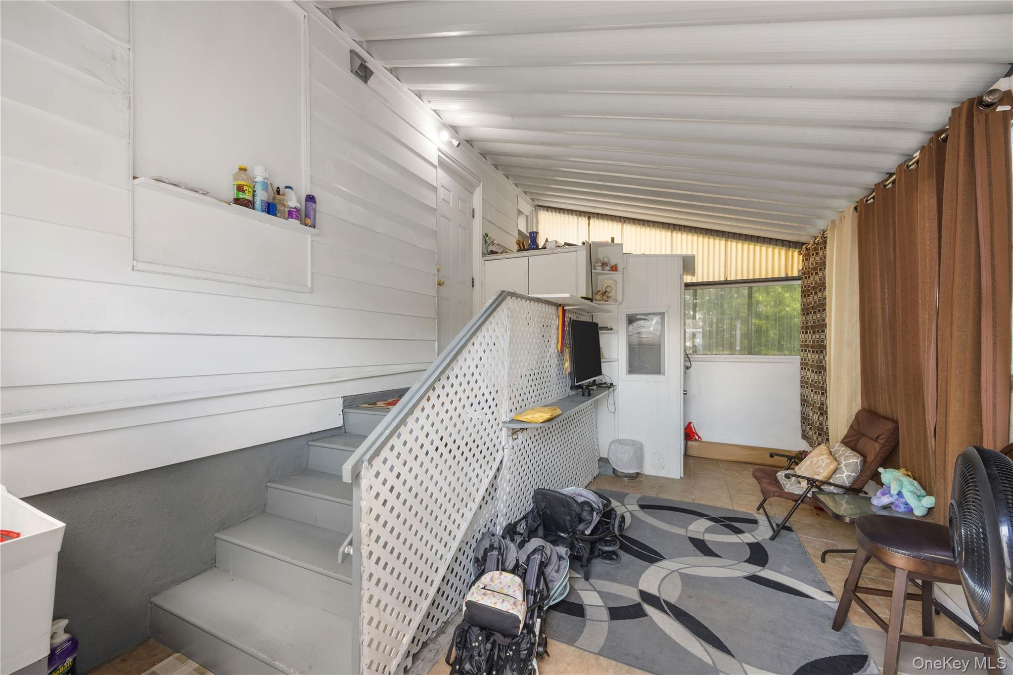 407 N Macquesten Parkway, Mount Vernon, NY 10552