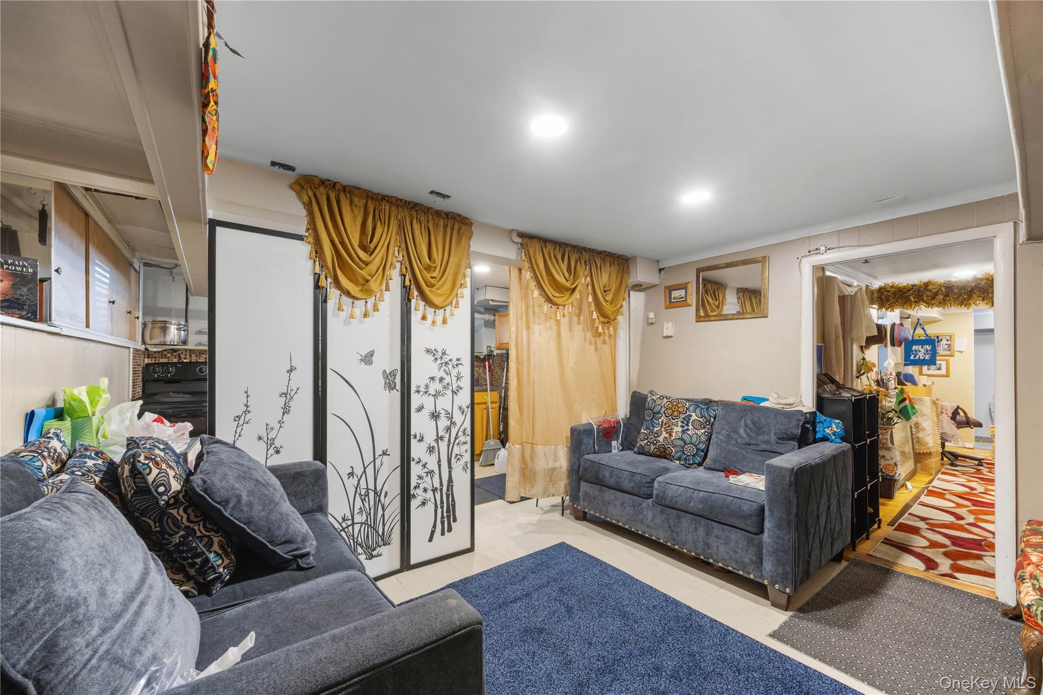 407 N Macquesten Parkway, Mount Vernon, NY 10552