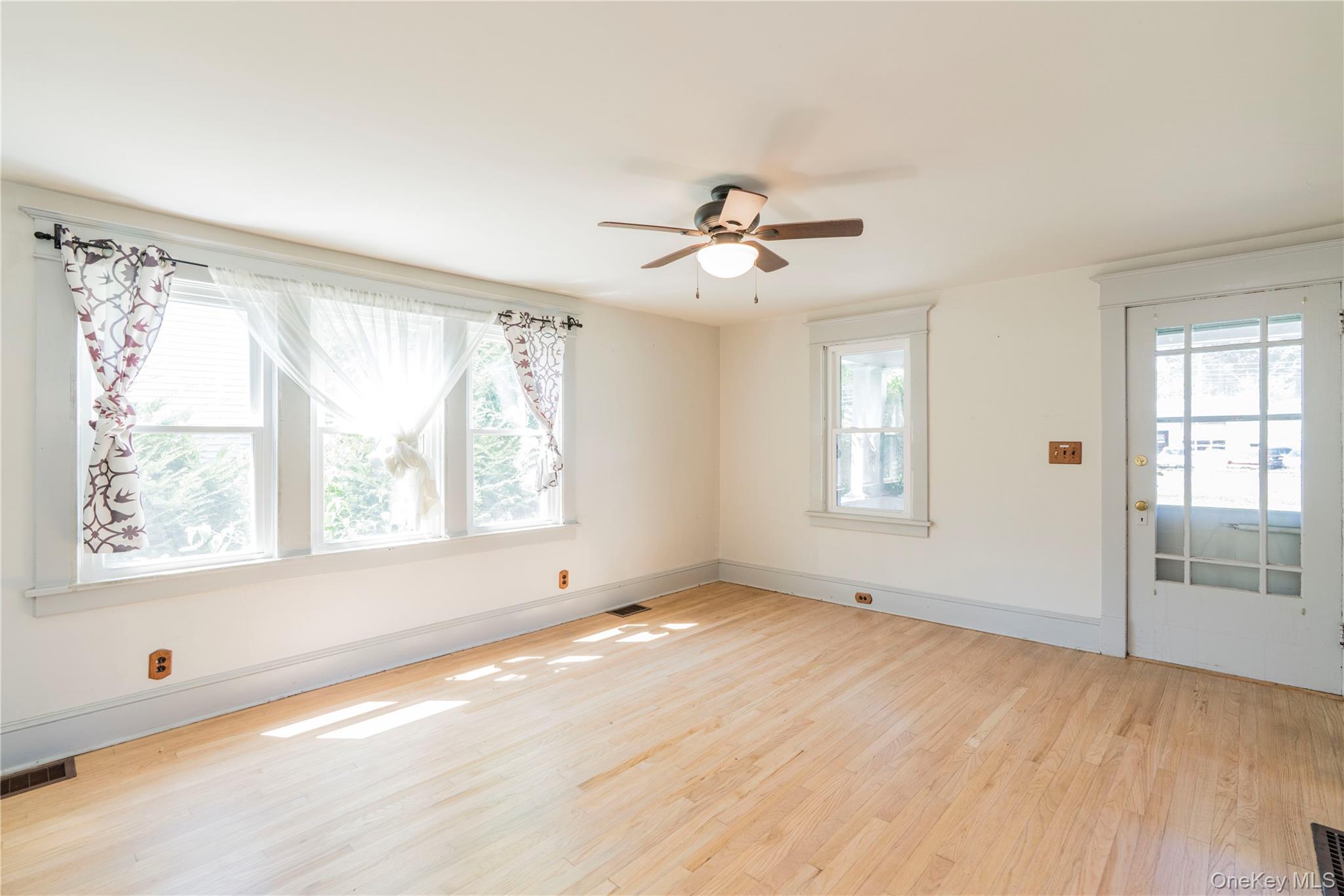 7316-7318 S Broadway, Red Hook, NY 12571