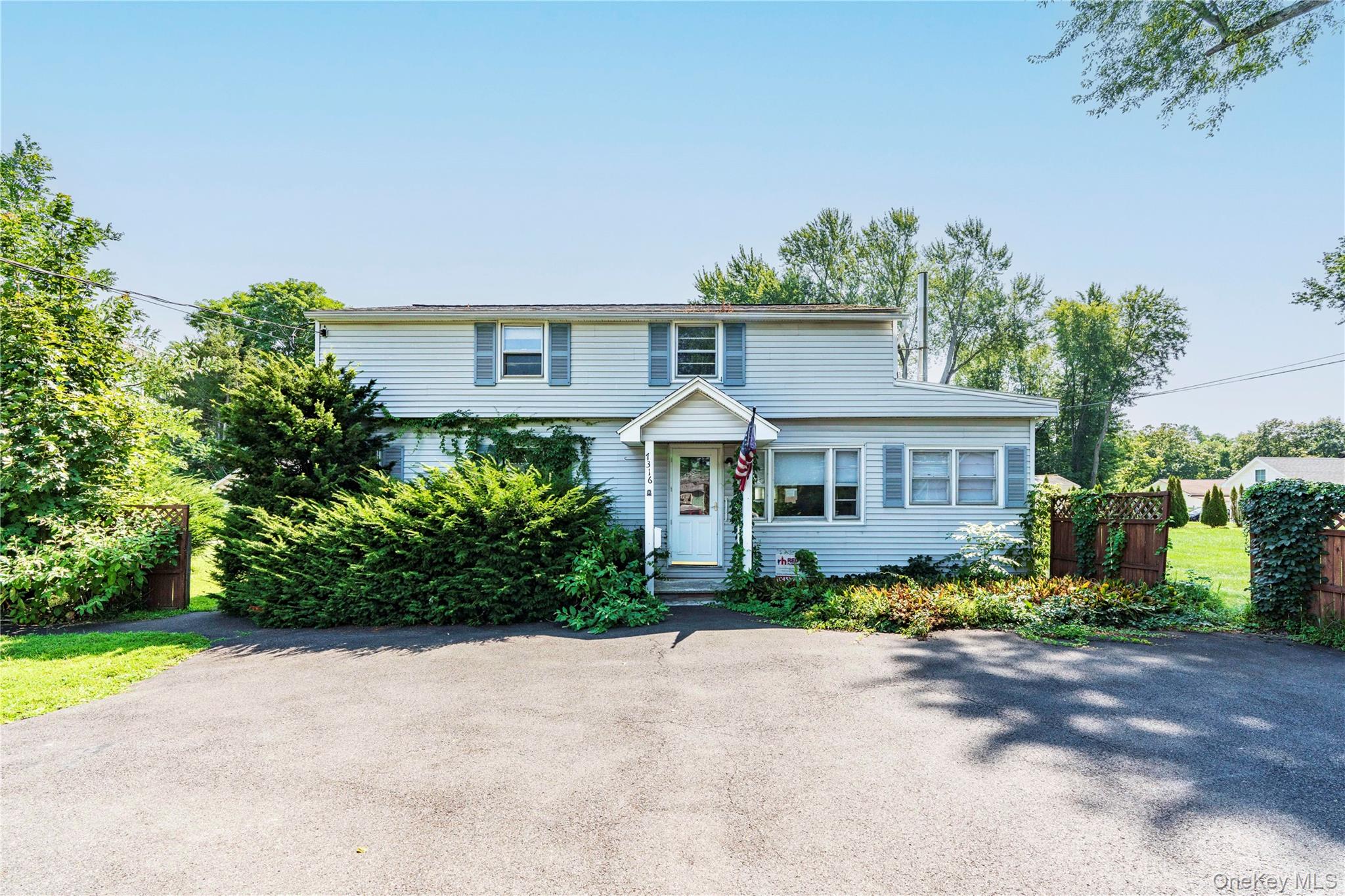 7316-7318 S Broadway, Red Hook, NY 12571