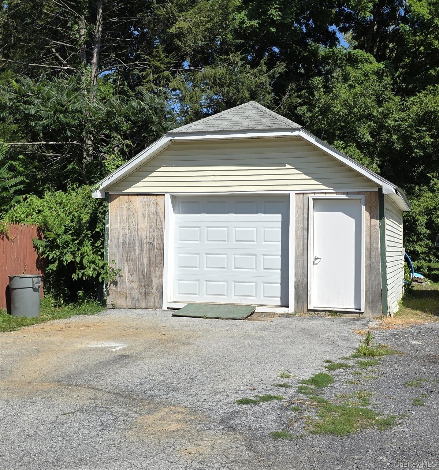 7316-7318 S Broadway, Red Hook, NY 12571