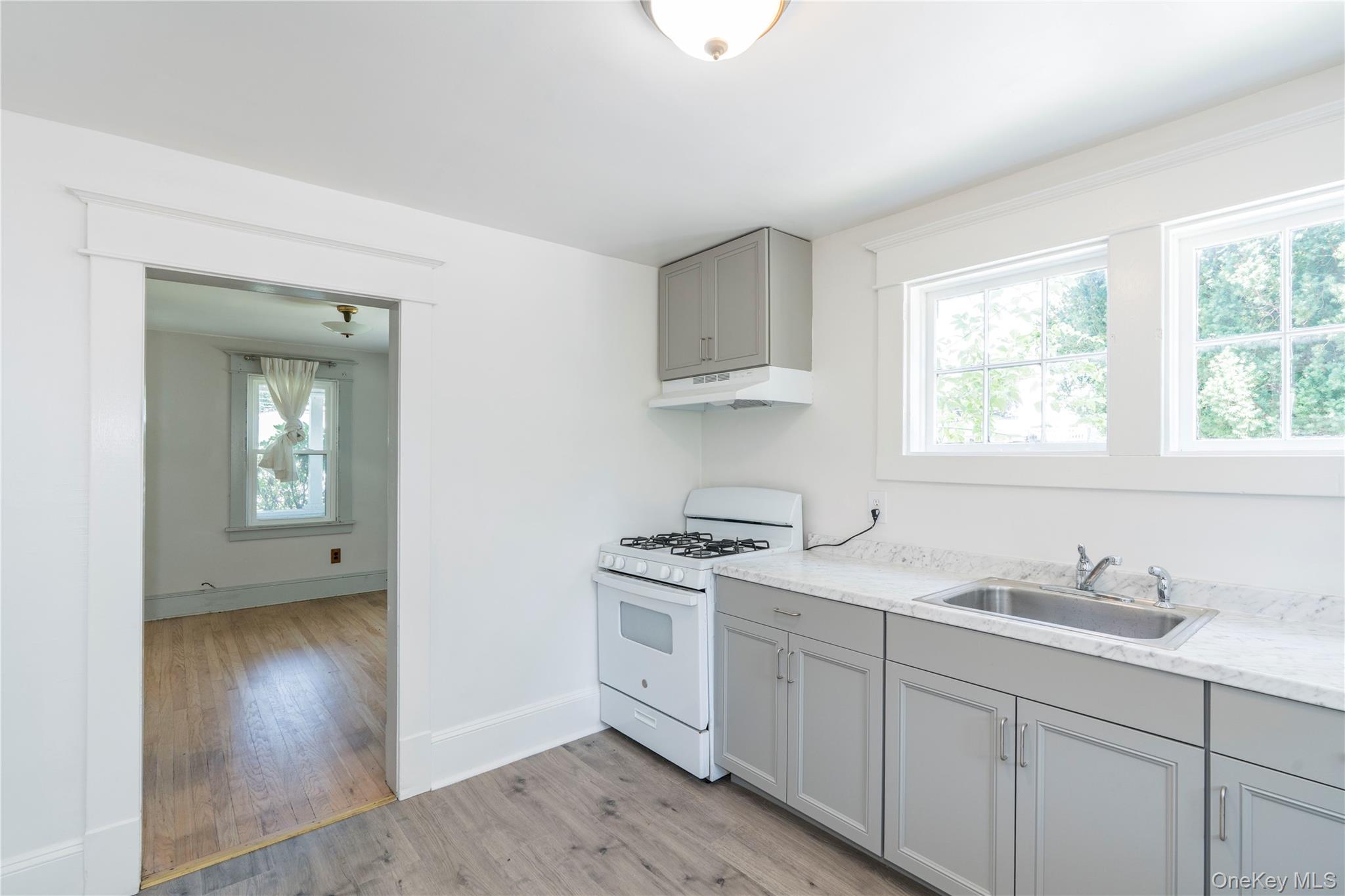 7316-7318 S Broadway, Red Hook, NY 12571