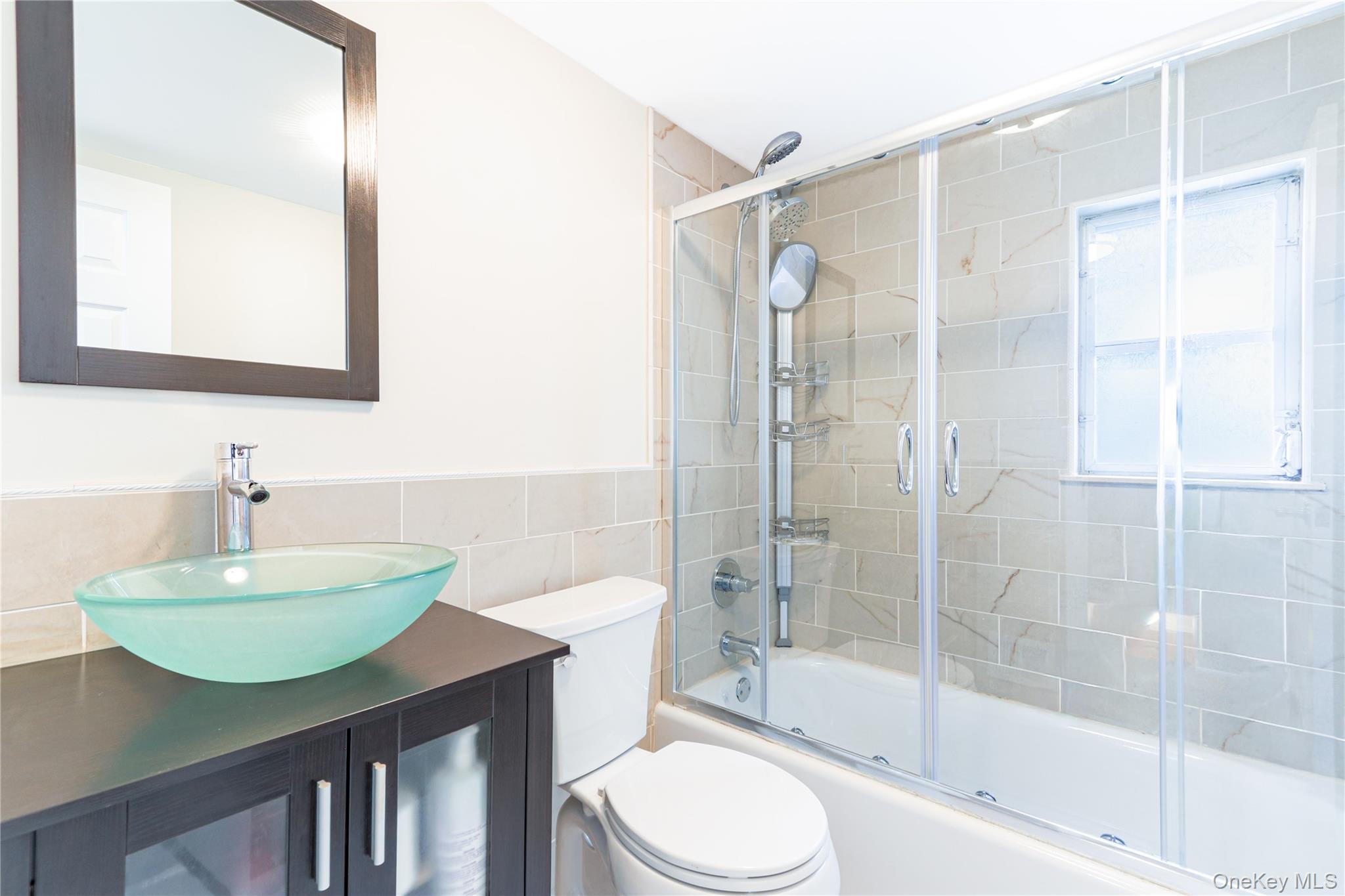 5 Lime Court, West Babylon, NY 11704