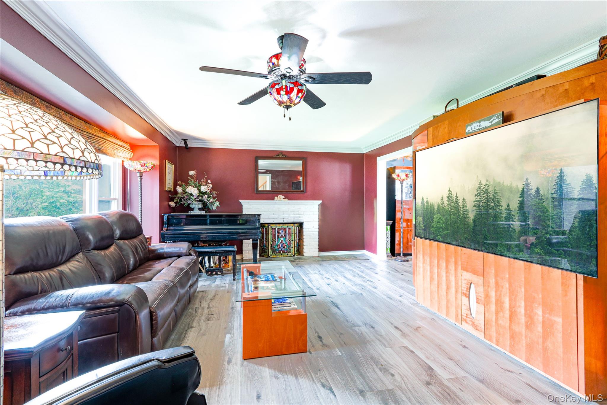 22 Whitney Gate, Smithtown, NY 11787